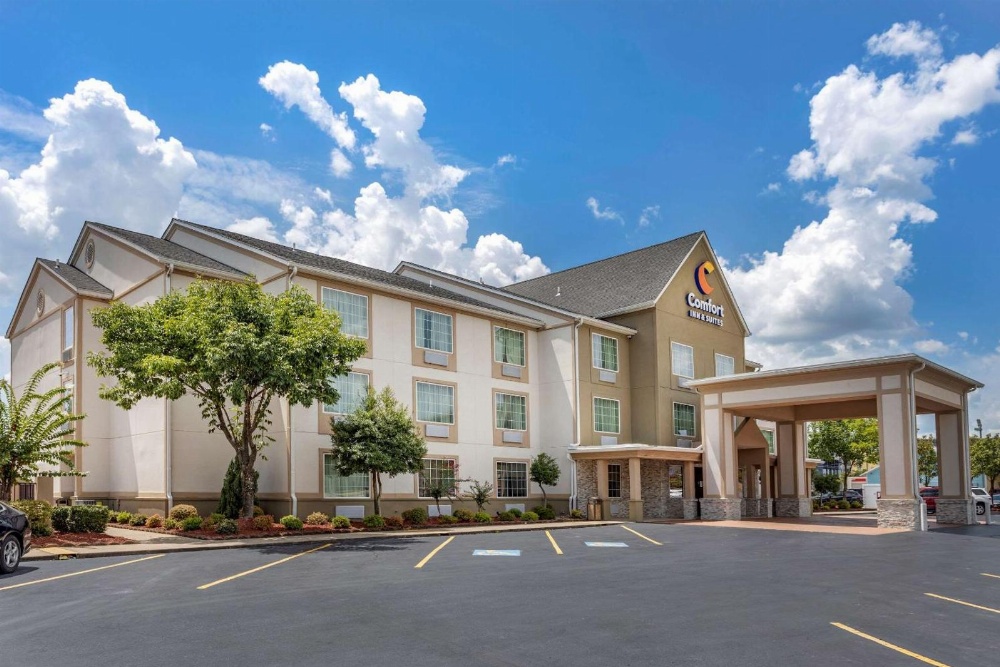 Comfort Inn & Suites North Little Rock JFK Blvd Main image